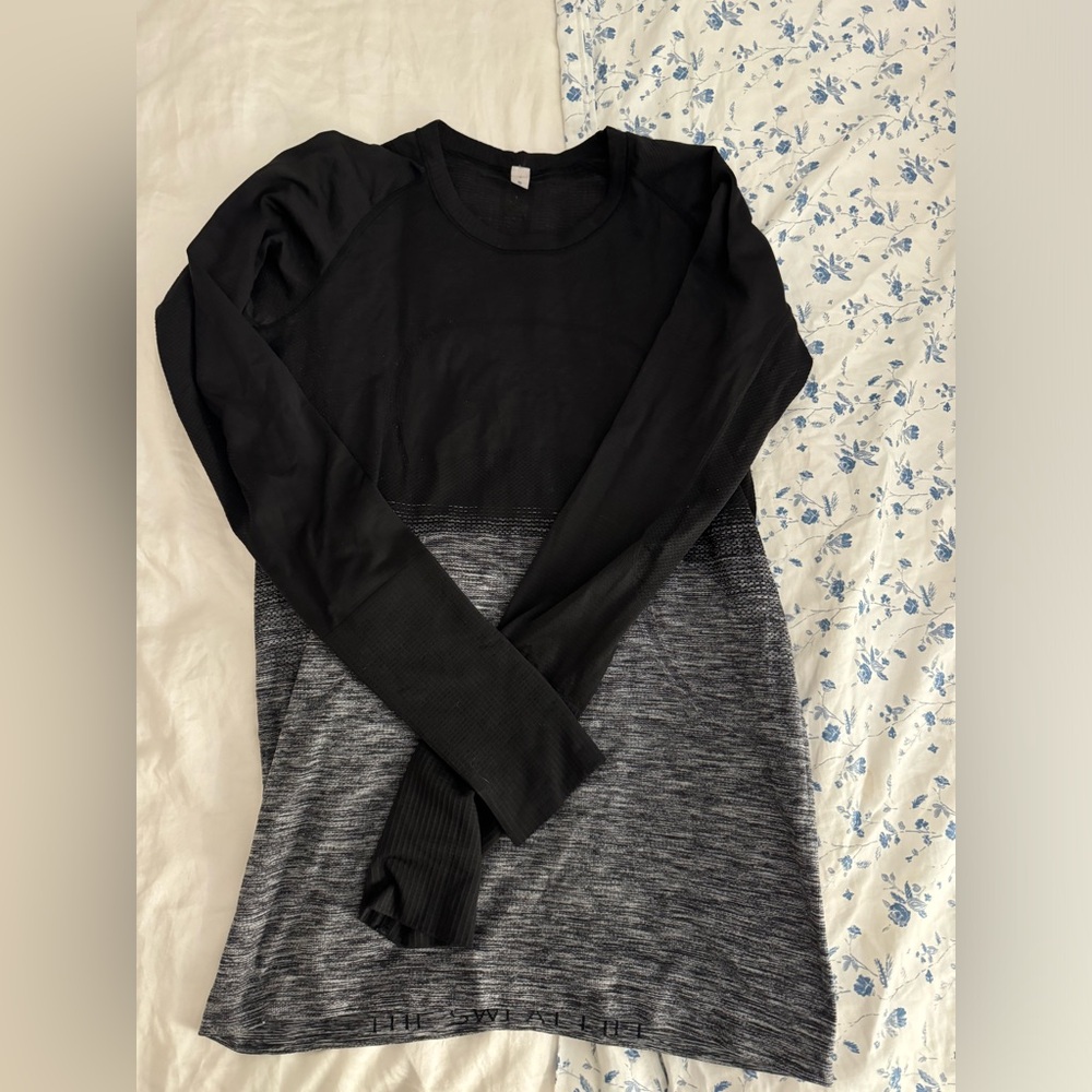Lululemon Ombré Swiftly Tech Long Sleeve